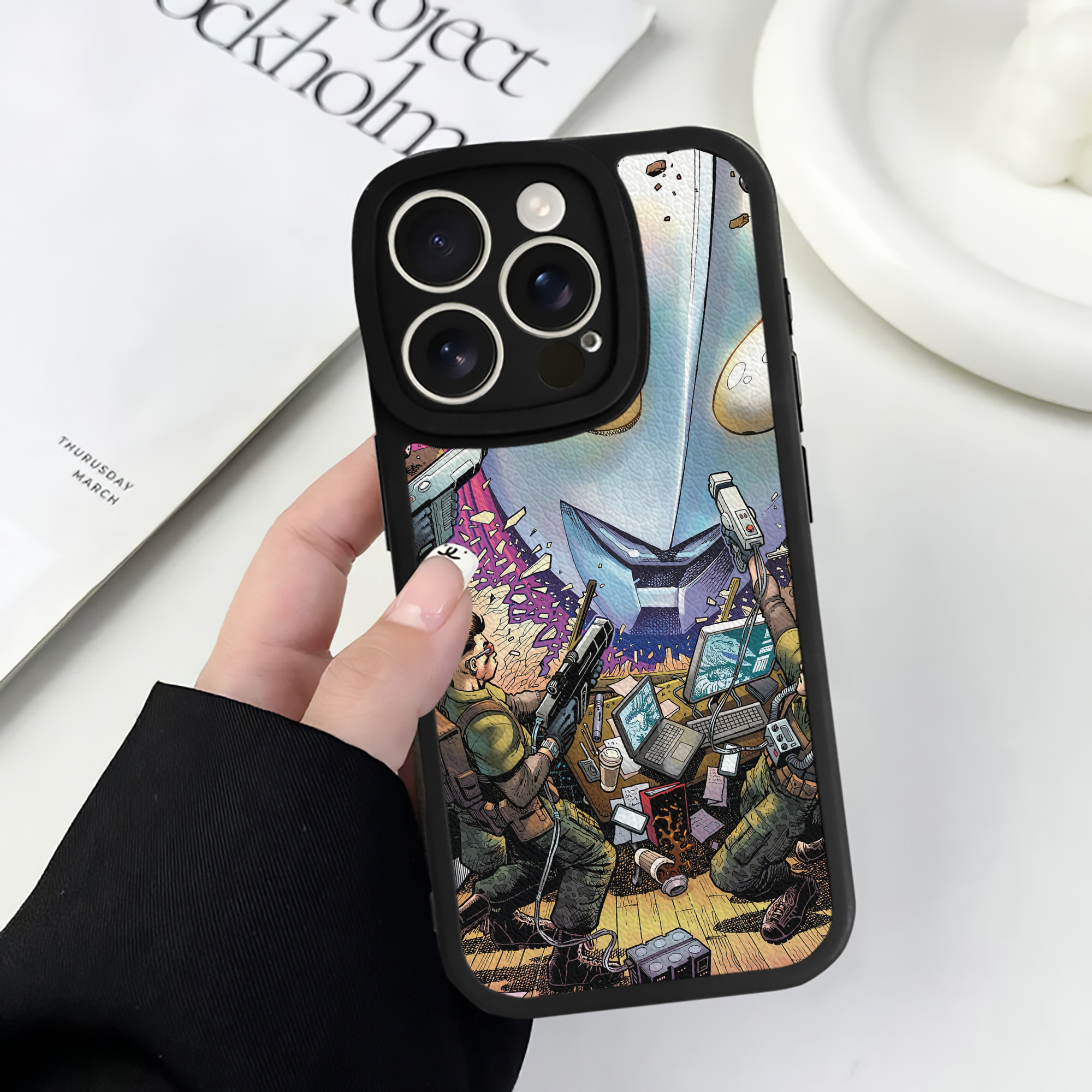 （画像用） ウルトラマン Ultraman 【iPhone 16シリーズ対応】シリコンスマホケース（レザー調） 材質：シリコン